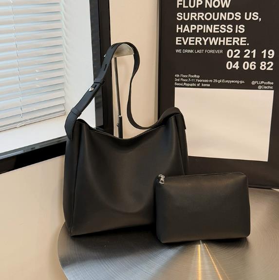กระเป๋าหนังแฟชั่นสำหรับผู้หญิง - Women Bags 2026 Trends บทวิจารณ์และราคา